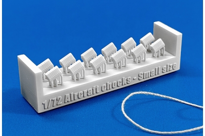 1/72 Aircraft chocks set (Small)